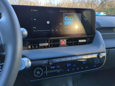 Certified 2026 Hyundai Ioniq 5 SE image 23