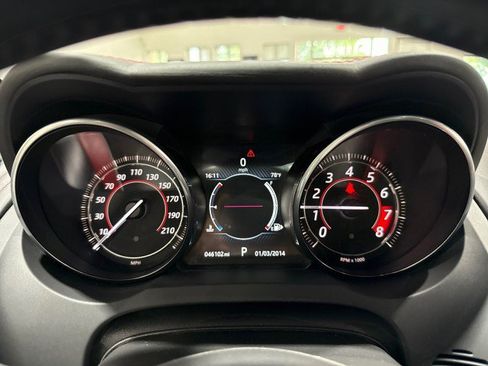 Used 2016 Jaguar F-TYPE R AWD/4WD image 68