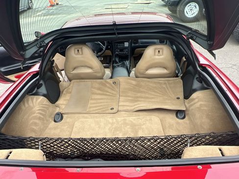 Used 2000 Chevrolet Corvette Coupe w/ Roof Pkg image 22