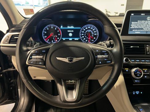 Used 2020 Genesis G70 3.3T w/ Elite Package AWD/4WD image 11