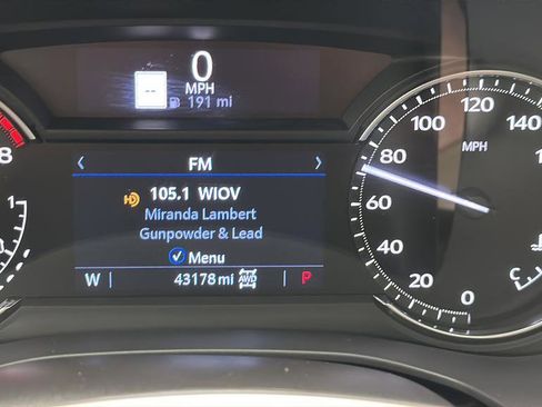 Used 2023 Cadillac XT5 Premium Luxury AWD/4WD image 17