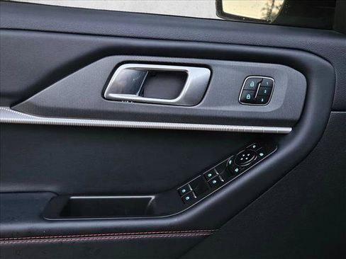 Used 2025 Ford Explorer ST-Line w/ Premium Package AWD/4WD image 26