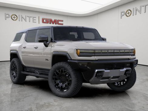 New 2026 GMC Hummer EV SUV w/ LPO, Dark Essentials Package AWD/4WD image 9