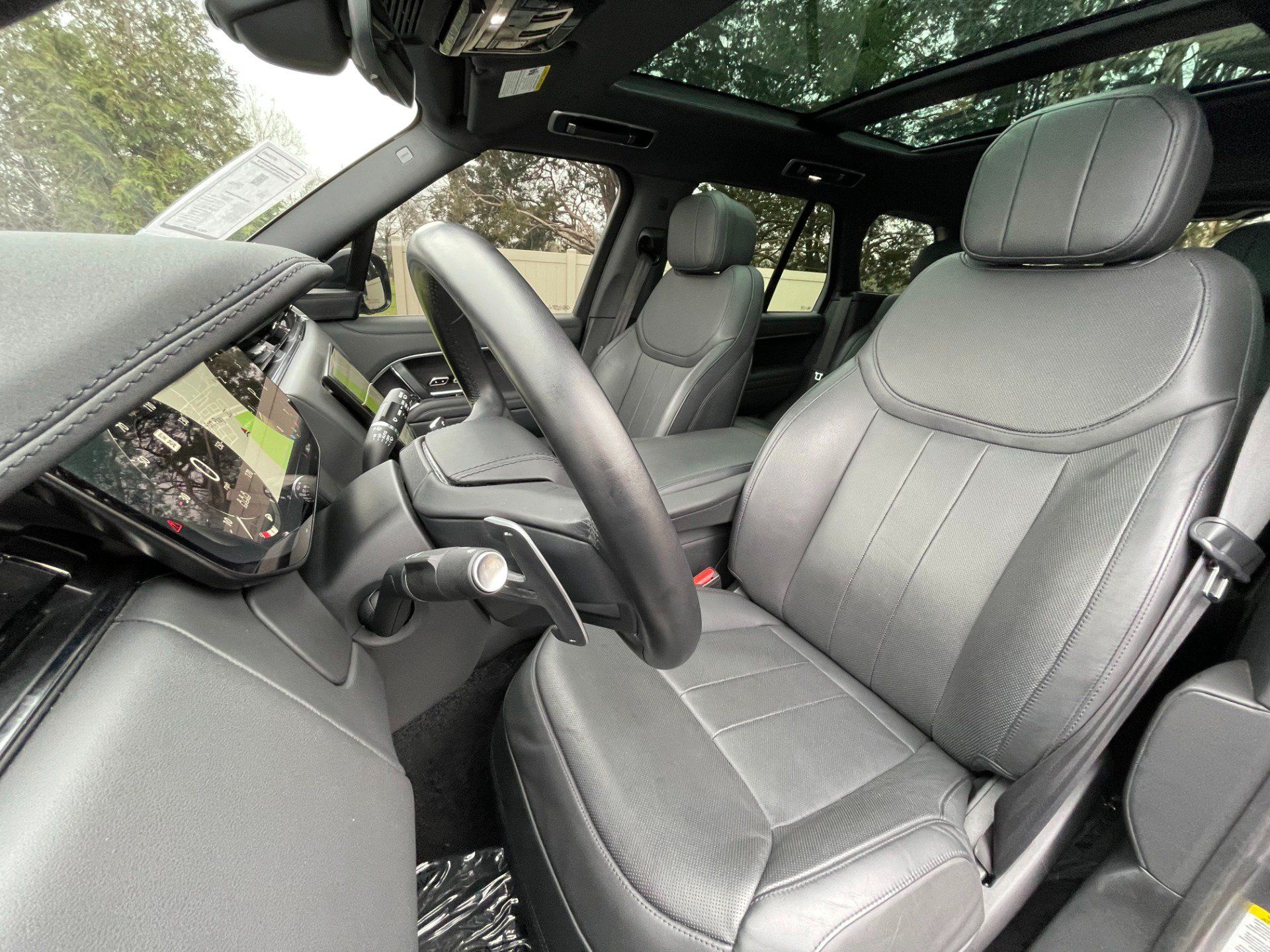 Used 2023 Land Rover Range Rover SE AWD/4WD image 10