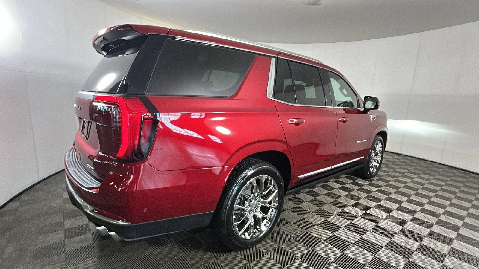 New 2026 GMC Yukon Denali w/ Sun & Power Step Package AWD/4WD image 3