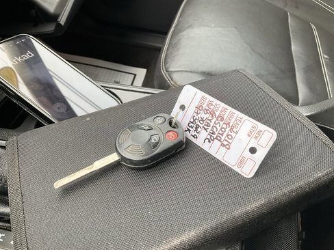 Used 2018 Ford Escape SEL image 24