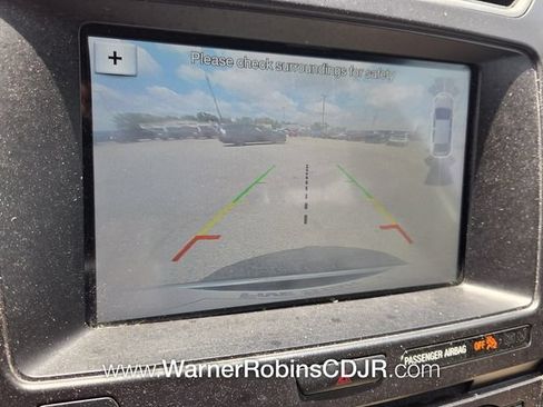 Used 2018 Ford Explorer XLT w/ Equipment Group 202A FWD image 21