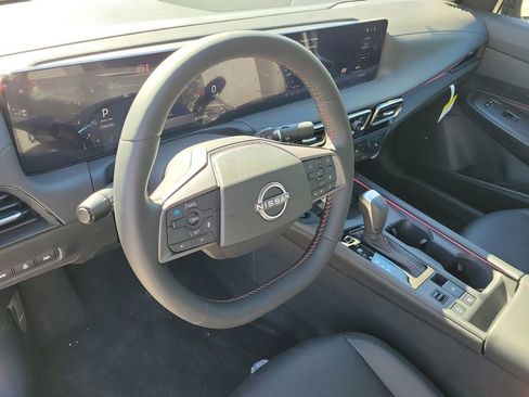 New 2026 Nissan Sentra SR image 25