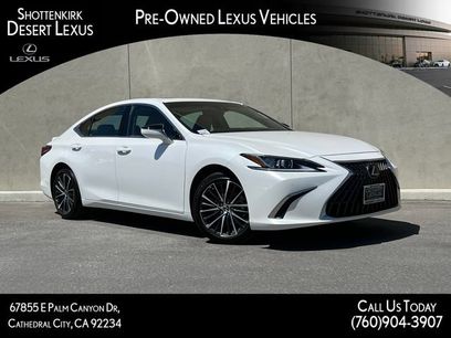 Used 2025 Lexus ES 300h w/ Premium Package