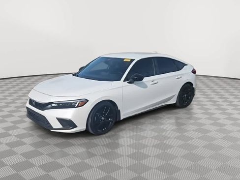 Used 2023 Honda Civic Sport image 4