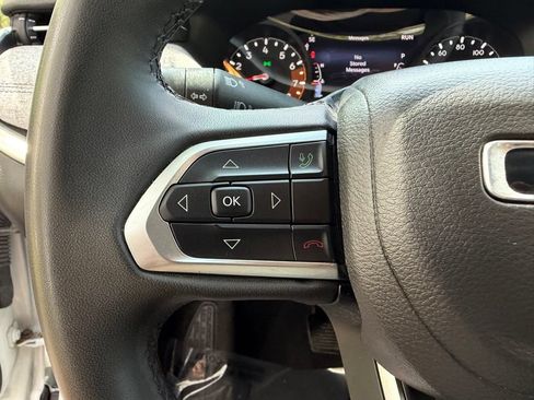 Used 2024 Jeep Compass Latitude AWD/4WD image 22