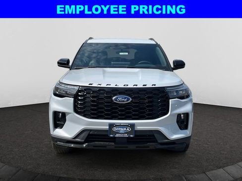 New 2026 Ford Explorer ST-Line AWD/4WD image 8