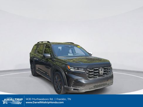 Certified 2023 Honda Pilot Sport image 1