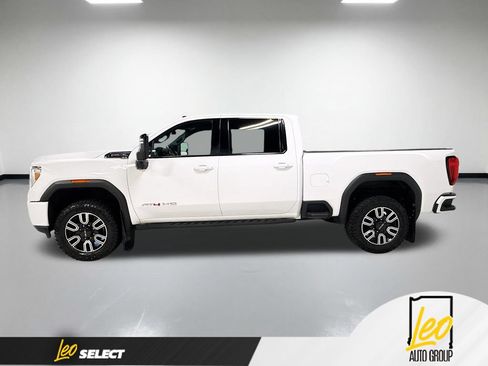 Used 2022 GMC Sierra 2500 AT4 w/ AT4 Preferred Package AWD/4WD image 10