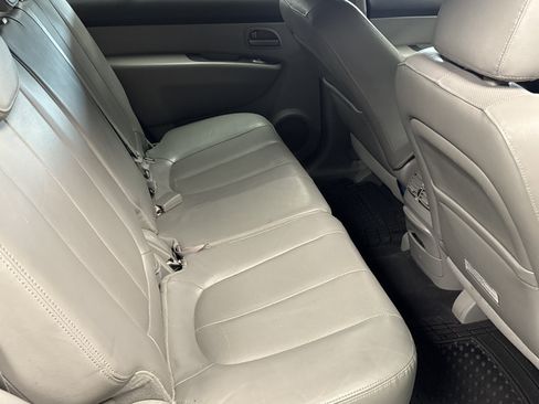 Used 2007 Kia Rondo EX w/ Premium Pkg FWD image 10