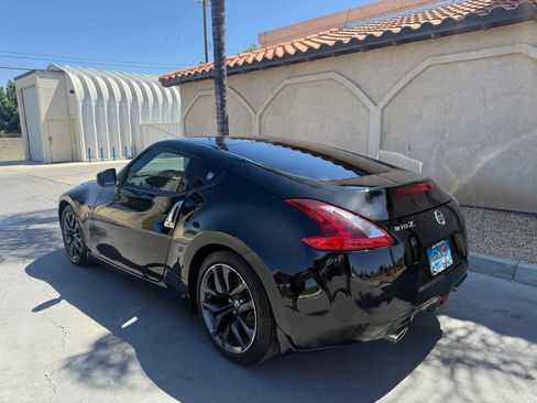 Used 2018 Nissan 370Z Coupe w/ Z34 Heritage Edition - Black RWD image 6