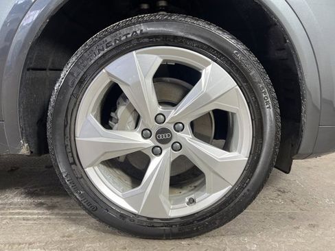 Certified 2022 Audi Q5 2.0T Premium Plus w/ Premium Plus Package image 9