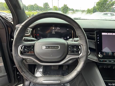 Used 2025 Jeep Grand Wagoneer Series II Obsidian w/ Quick Order Packagew 28T AWD/4WD image 29