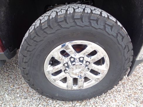 Used 2016 Chevrolet Silverado 2500 LT AWD/4WD image 29