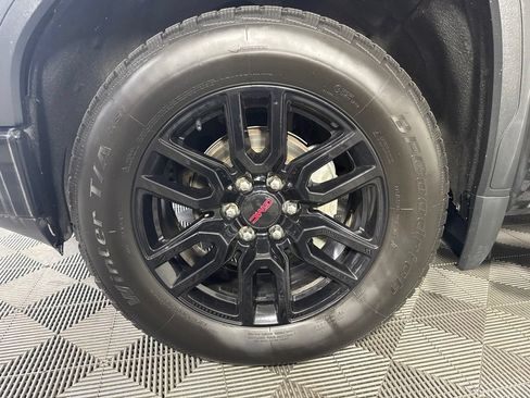 Used 2020 GMC Sierra 1500 Elevation AWD/4WD image 12