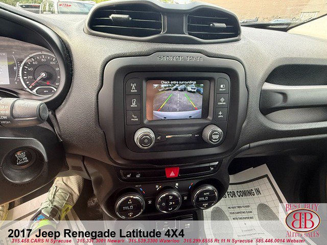 Used 2017 Jeep Renegade Latitude w/ Popular Equipment Group AWD/4WD image 14