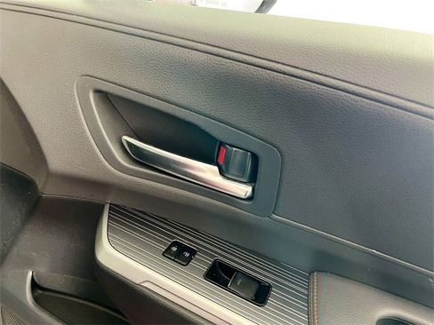 Used 2021 Toyota Sienna XSE image 28