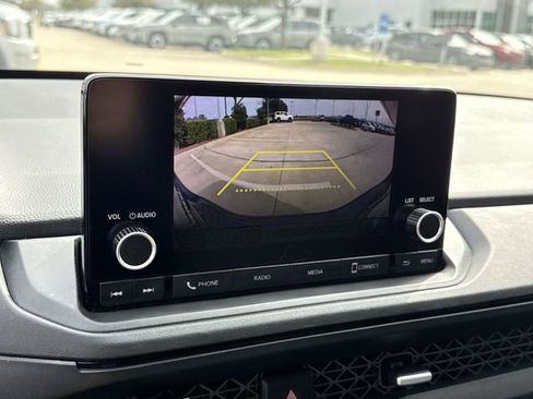 Used 2025 Honda Accord SE image 24