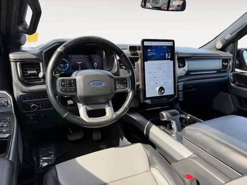 Certified 2022 Ford F150 Lightning Lariat AWD/4WD image 15