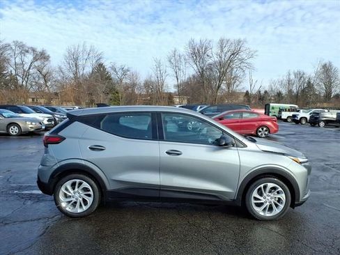 New 2027 Chevrolet Bolt LT w/ Comfort Package FWD image 2