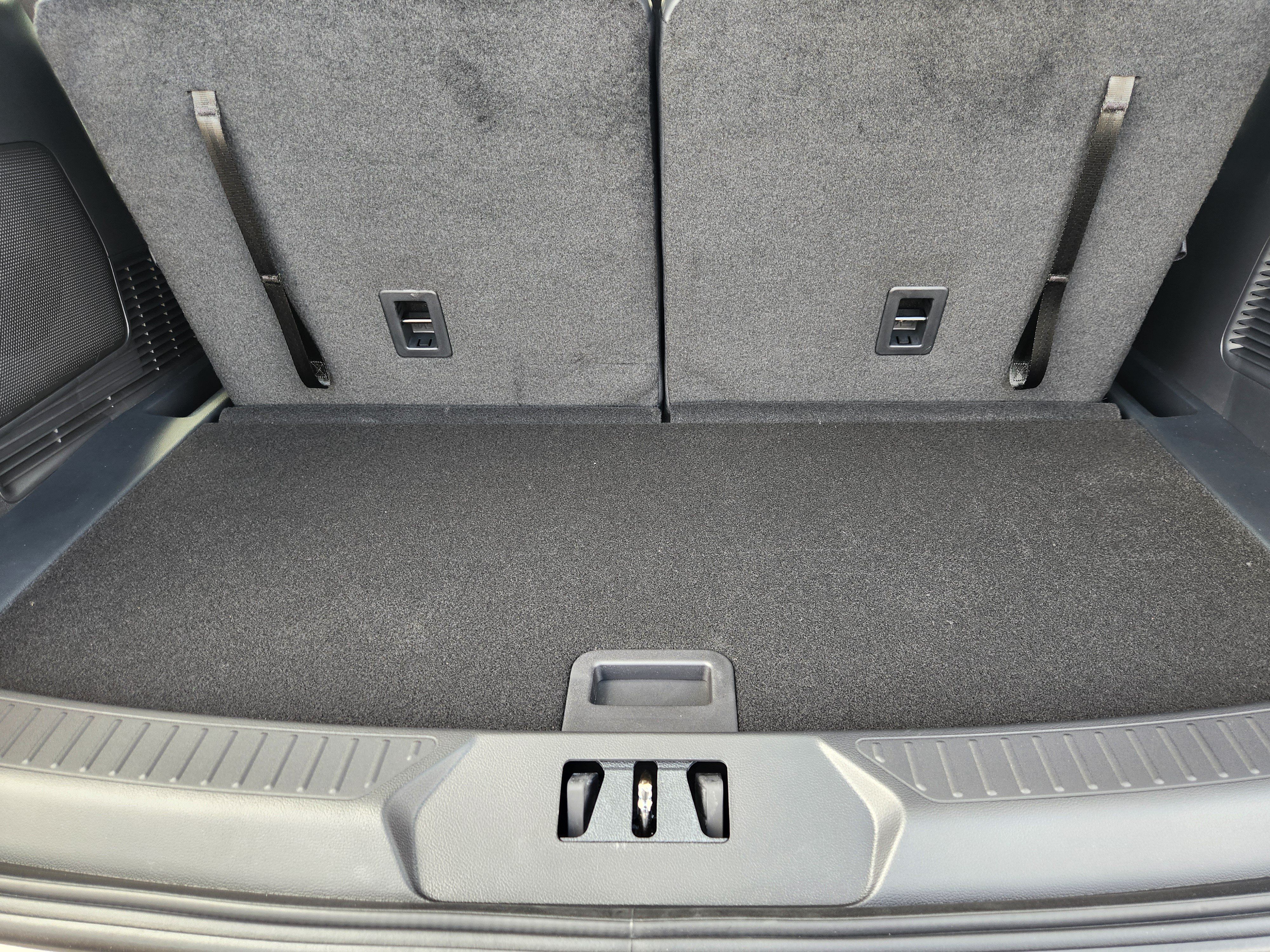 New 2026 Ford Explorer ST-Line RWD image 22
