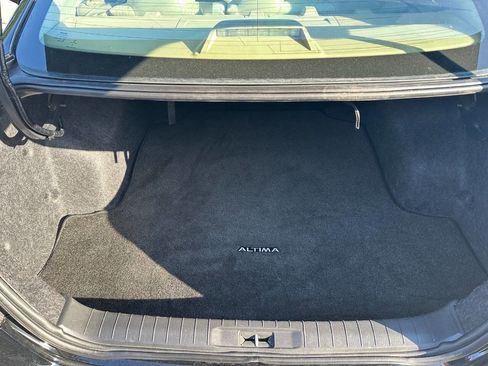 Used 2018 Nissan Altima 2.5 SV FWD image 8