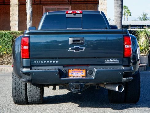 Used 2018 Chevrolet Silverado 3500 High Country w/ Duramax Plus Package image 7