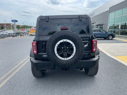 Used 2023 Ford Bronco Outer Banks w/ Sasquatch Package AWD/4WD image 4