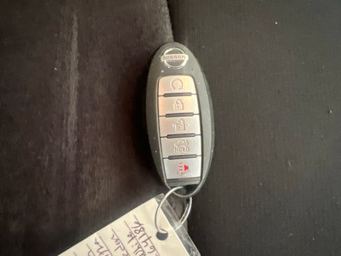 Certified 2023 Nissan Sentra SR FWD image 24