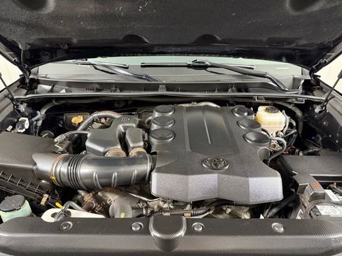 Used 2016 Toyota 4Runner SR5 Premium image 27