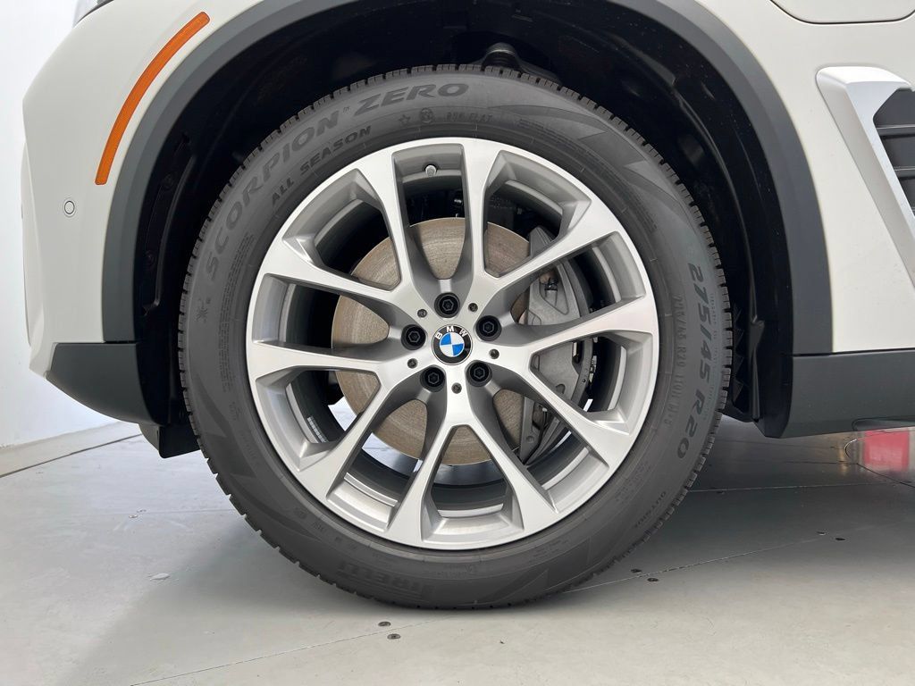 Used 2026 BMW X5 xDrive50e w/ Premium Package AWD/4WD image 23