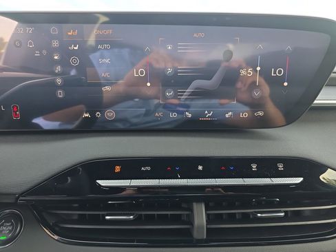 New 2026 Buick Enclave Sport Touring w/ Power Package AWD/4WD image 26