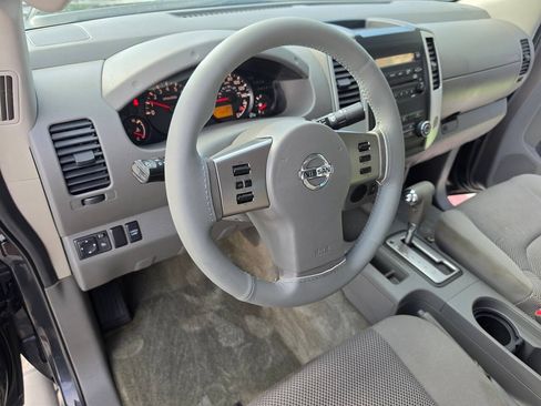 Used 2012 Nissan Frontier SV w/ SV Premium Utility Pkg RWD image 33