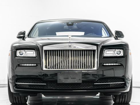Used 2015 Rolls-Royce Wraith image 4