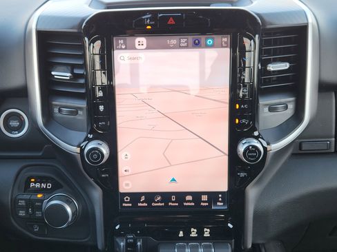 New 2026 RAM 1500 4x4 Crew Cab image 13