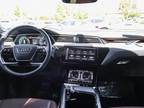 Certified 2024 Audi Q8 e-tron Premium Plus AWD/4WD image 12