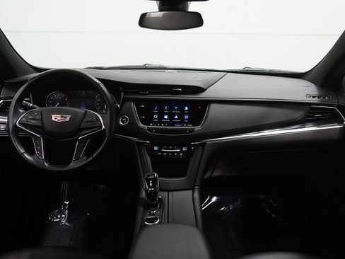 Used 2022 Cadillac XT5 Premium Luxury w/ LPO, Floor Liner Package image 16