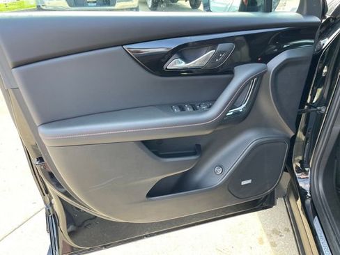 Certified 2025 Chevrolet Blazer RS w/ LPO, Floor Liner Package AWD/4WD image 21