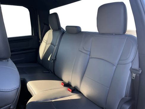 Used 2024 RAM 3500 Tradesman w/ Chrome Appearance Group image 14