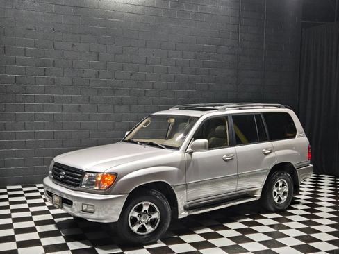 Used 2002 Toyota Land Cruiser image 57