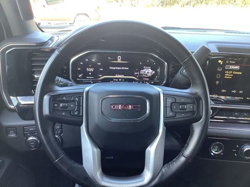 Used 2024 GMC Sierra 1500 SLT image 16