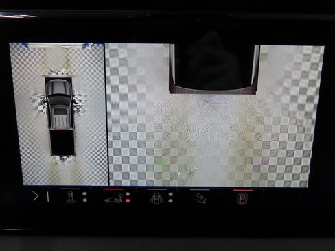 Used 2024 GMC Sierra 1500 AT4 image 17