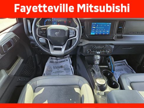 Used 2023 Ford Bronco Black Diamond AWD/4WD image 12