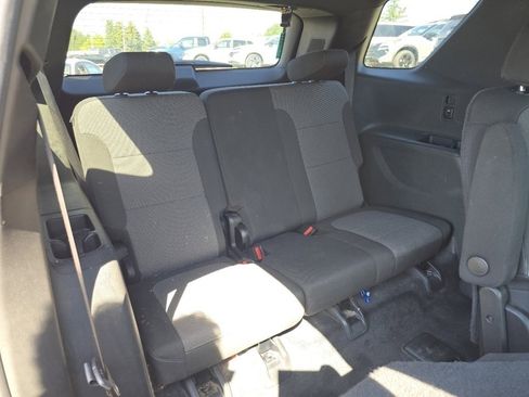 Used 2023 Chevrolet Traverse LT image 17