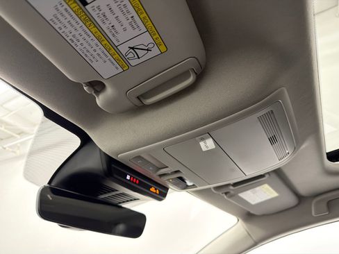 Certified 2025 MAZDA CX-30 2.5 Turbo w/ Premium Package image 30